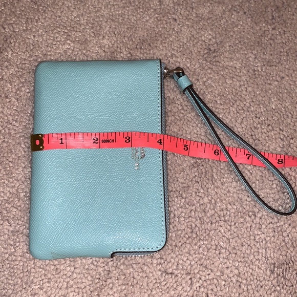 💠 Coach Wristlet 💠 - Picture 10 of 13